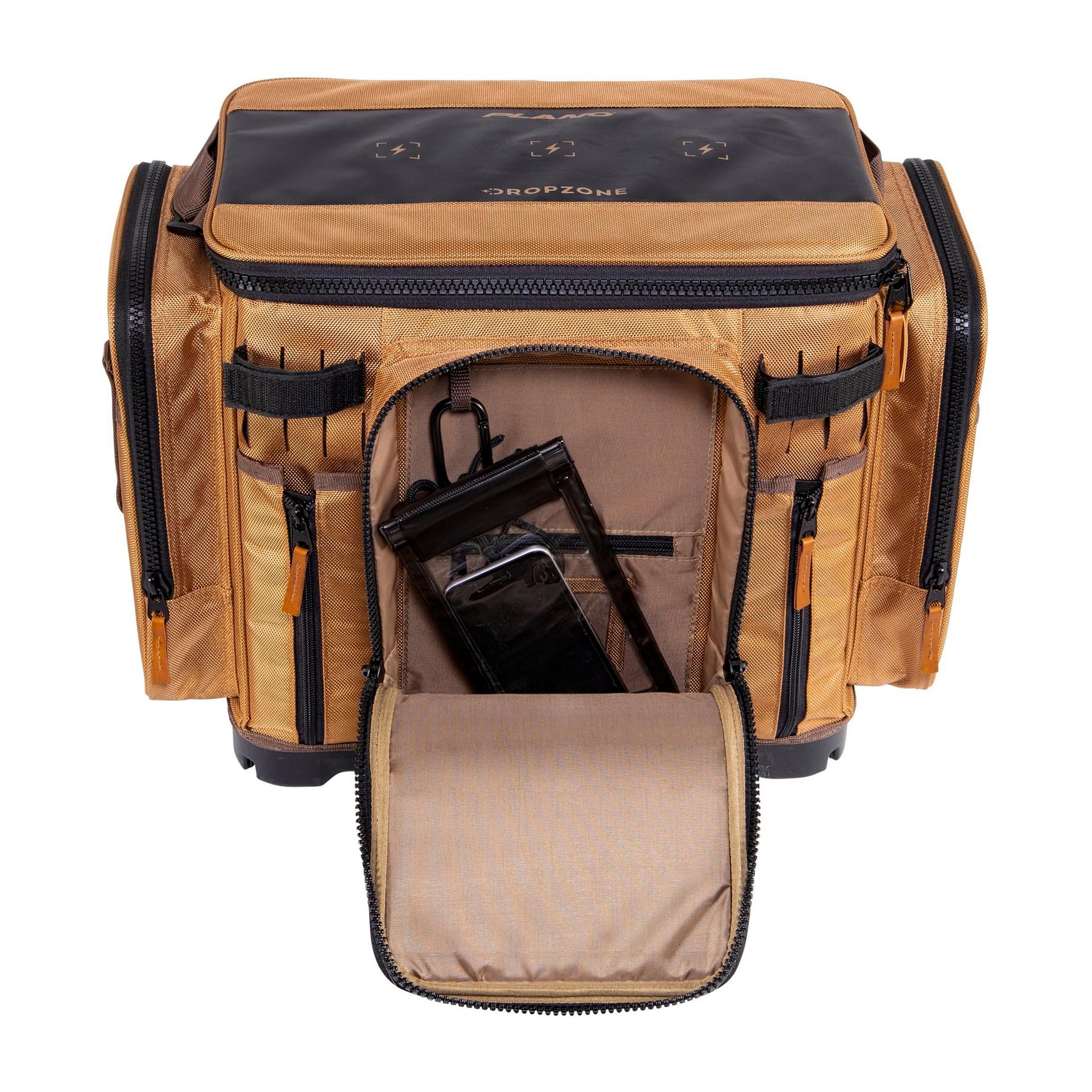 Guide Series Tackle Bag XL 3700 | Plano®