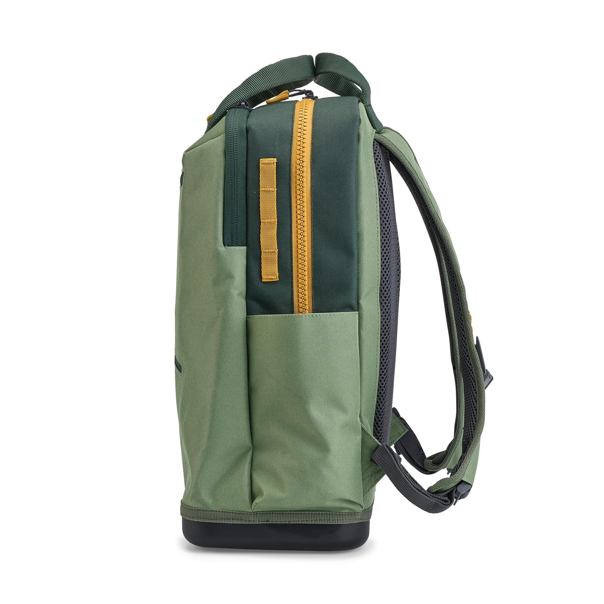 Weekend™ Tackle Backpack | Plano®