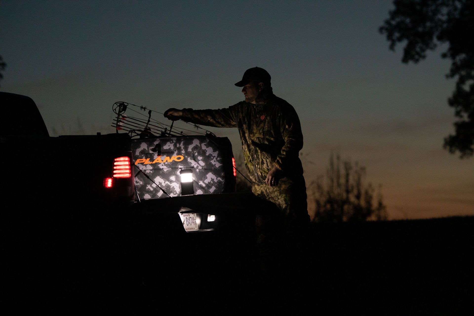 Stealth™ Compound Case