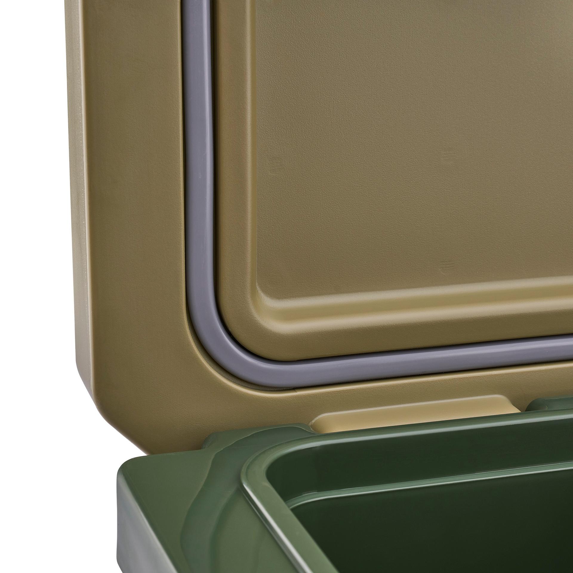 Frost Cooler 21 Quart (20 L) | Plano®