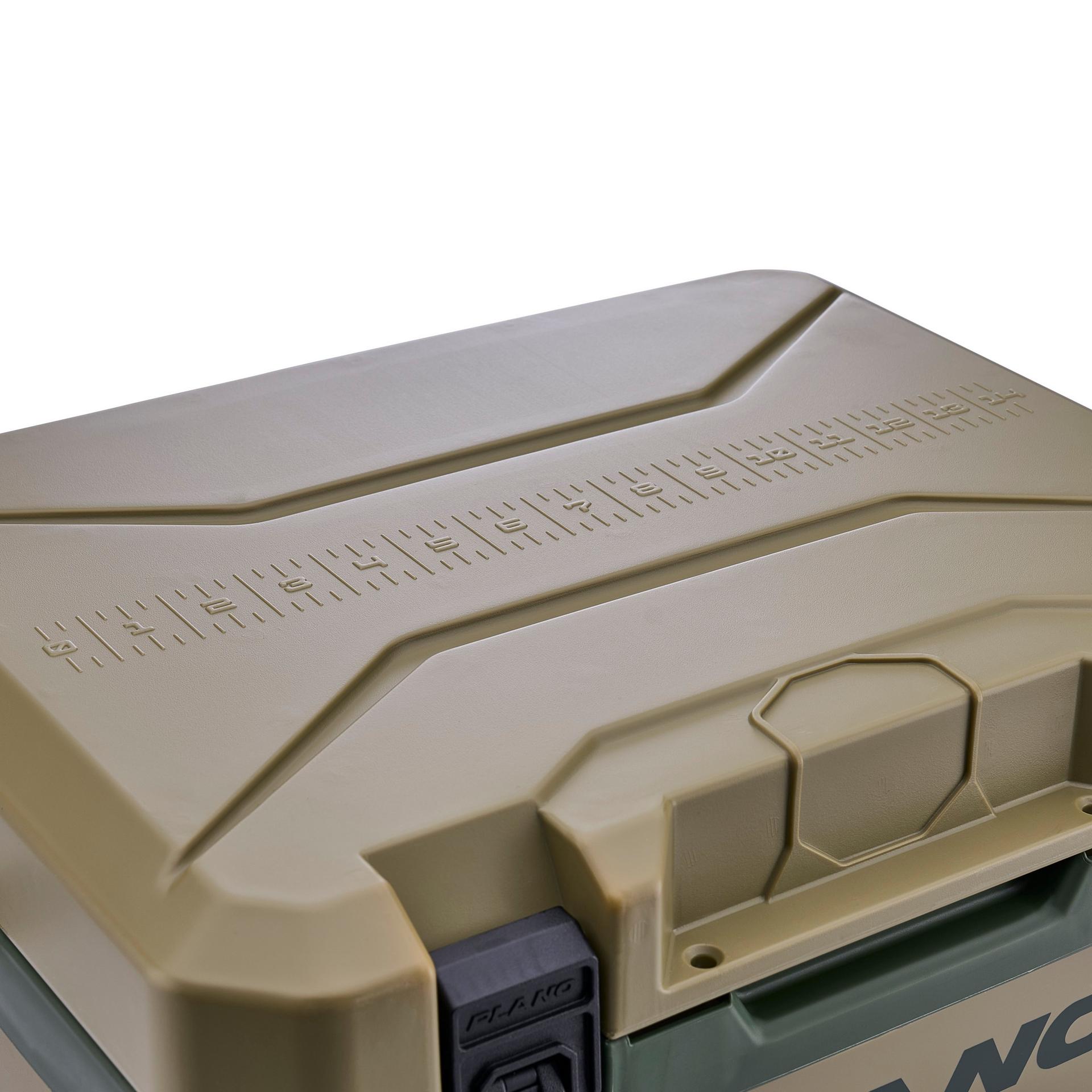 Frost Cooler 21 Quart (20 L) | Plano®