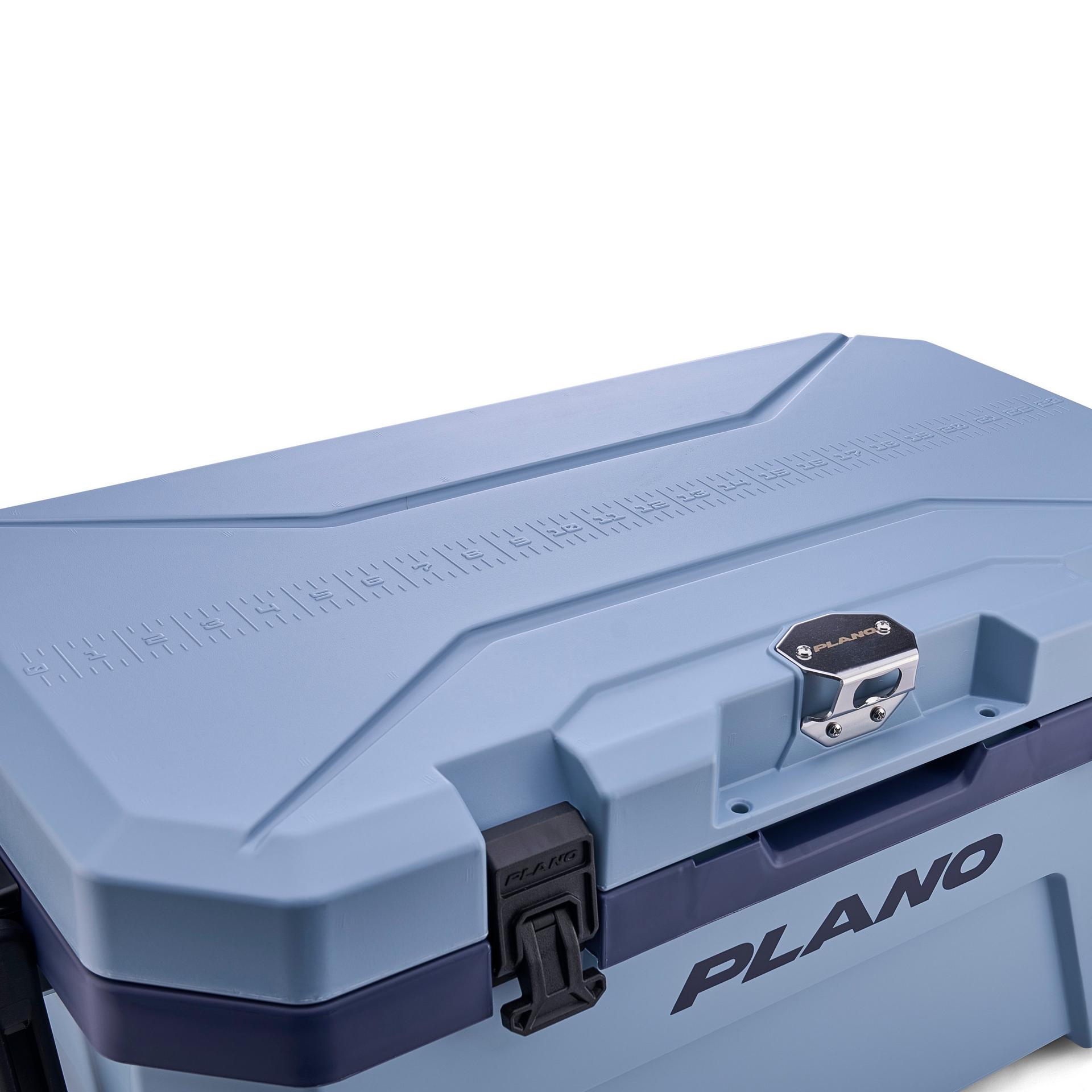 Frost Cooler 32 Quart (30 L) | Plano®