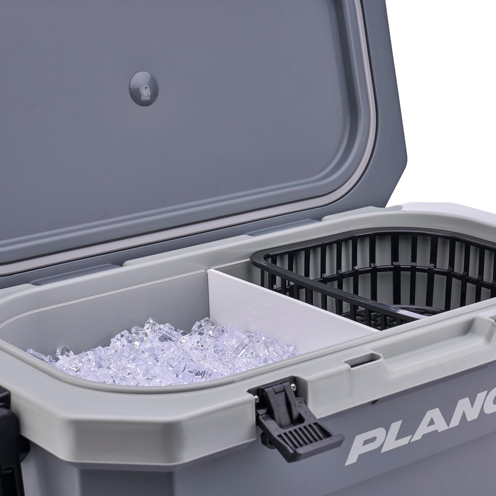 Frost Cooler 32 Quart (30 L) | Plano®