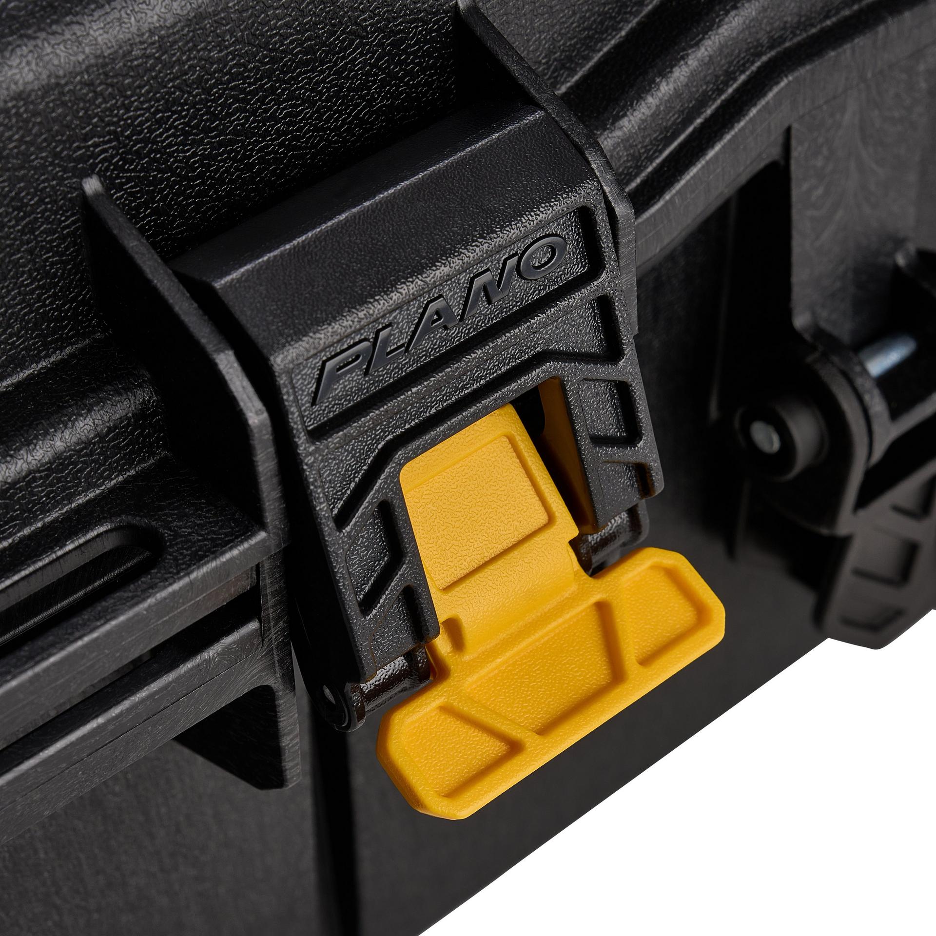 Ice Hunter Ice Combo Case | Plano®