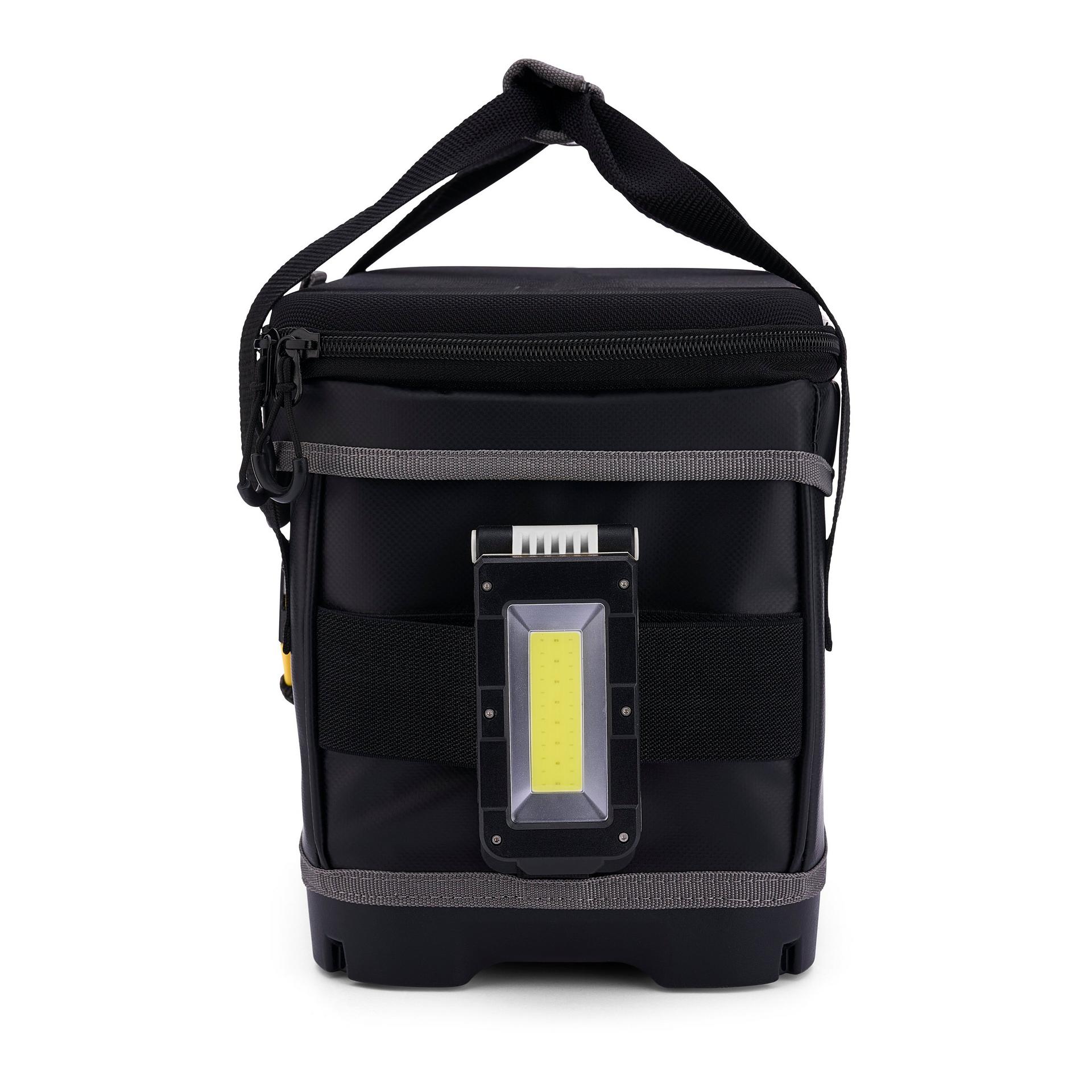 Ice Hunter Tackle Bag 3600 | Plano®