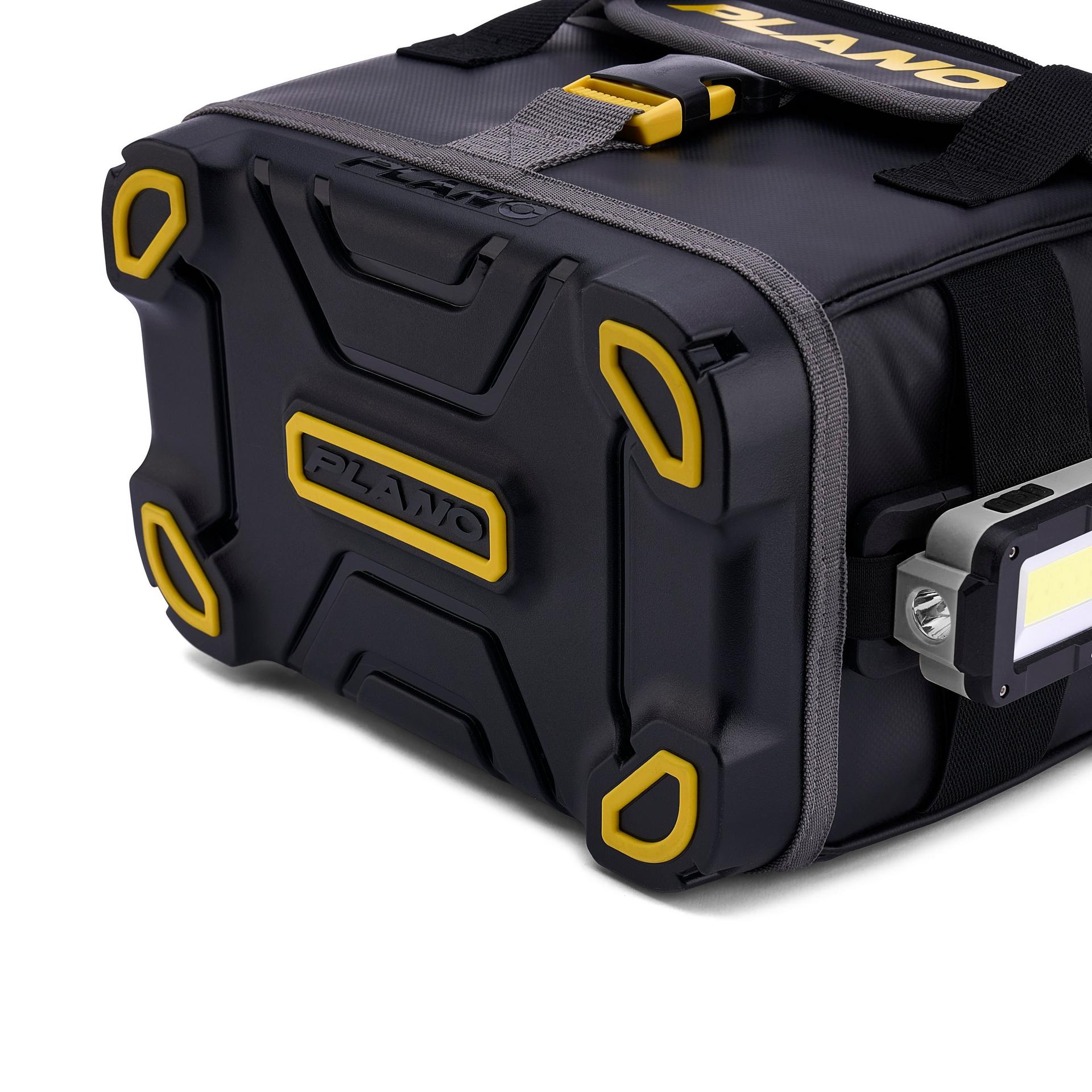Ice Hunter Tackle Bag 3600 | Plano®